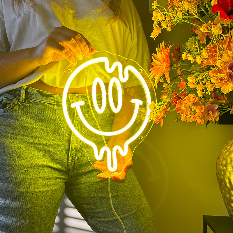 Neonskilt Smilende