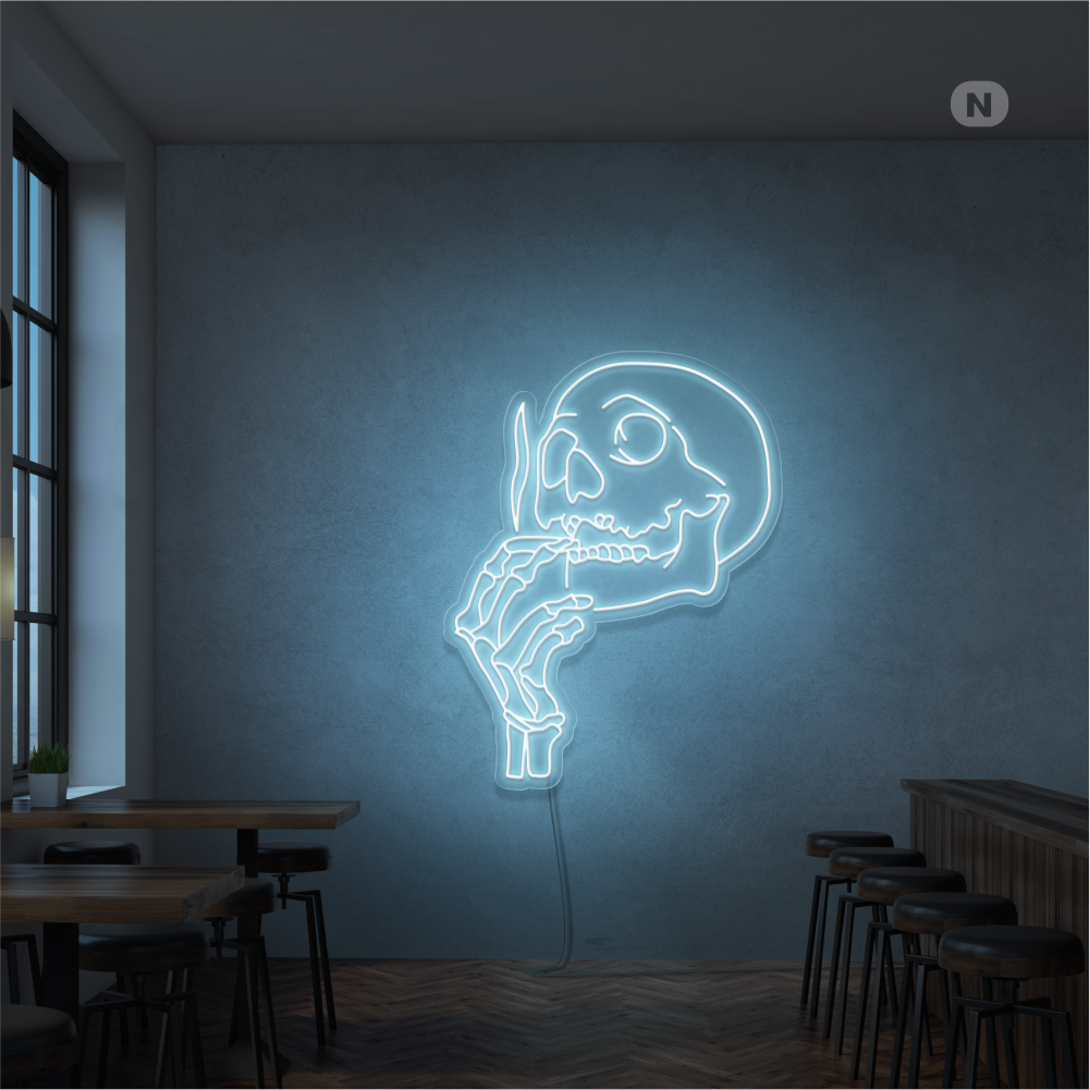 Neonskilt med røykende hodeskalle