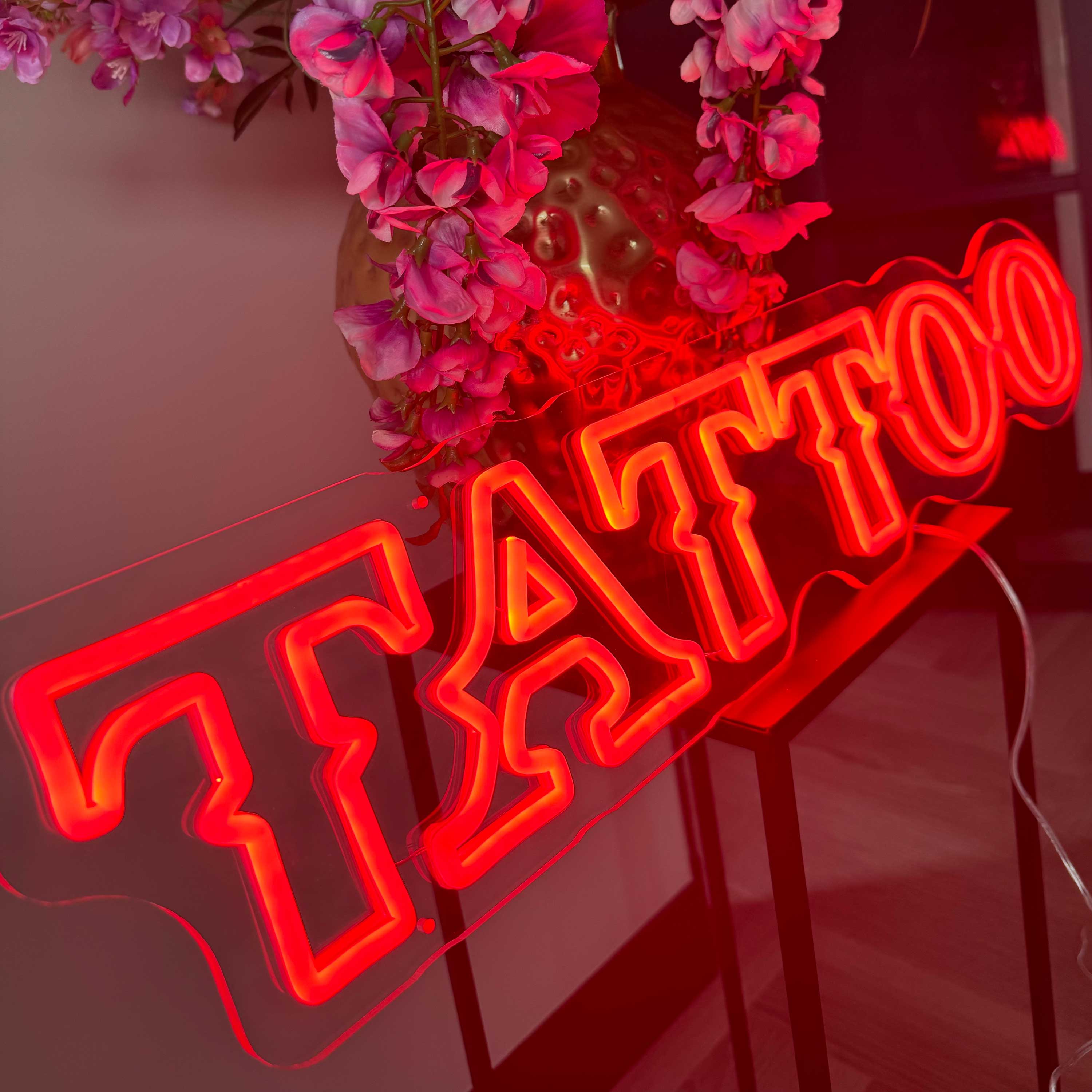 Neonskilt Tattoo
